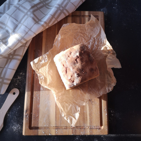 Chleb z cebulą duży 750g