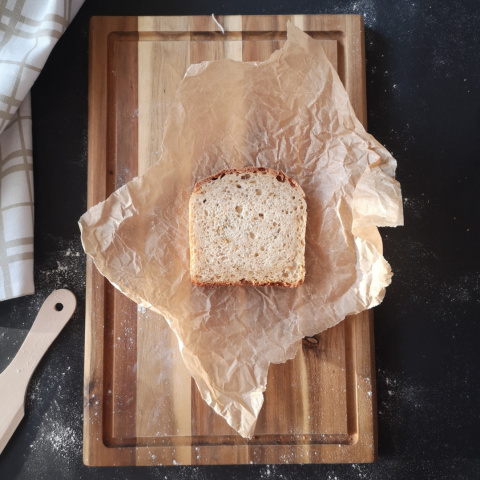 Chleb z cebulą duży 750g