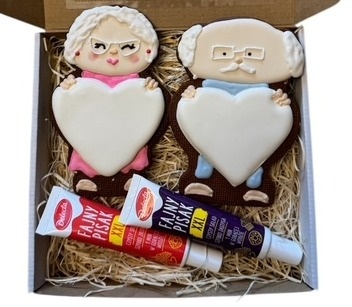 Piernik Dzień Babci i Dziadka. Do wypisania przez wnuczków Prezent