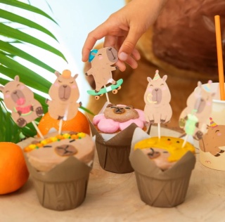 PartyPal Toppery Capybara Kapibara 9 szt zestaw